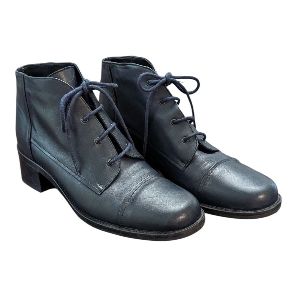 Vintage 90s Nine West Navy Leather Lace Up Ankle Boot Square Toe 8.5 Whimsygoth